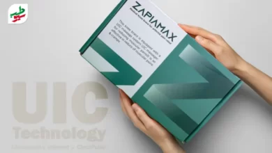 فردی در حال خرید زانوبند زاپیامکس و بررسی نظرات در مورد زانوبند زاپیامکس|سیوطب